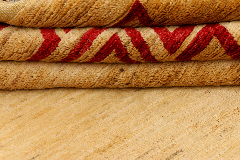 Navajo White Kargai 6' 4 x 6' 9 - No. 38005 - ALRUG Rug Store