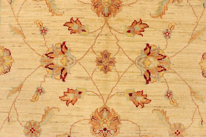 Navajo White Ziegler 5' 6 x 8' 3 - No. 38021 - ALRUG Rug Store