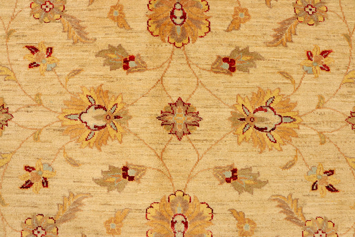 Navajo White Ziegler 5' 7 x 8' 2 - No. 38027 - ALRUG Rug Store