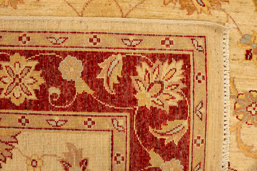 Navajo White Ziegler 5' 7 x 8' 4 - No. 38031 - ALRUG Rug Store