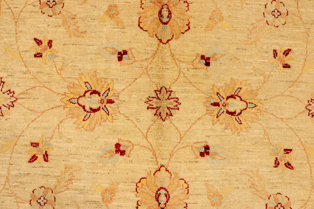 Navajo White Ziegler 5' 5 x 8' 2 - No. 38032 - ALRUG Rug Store