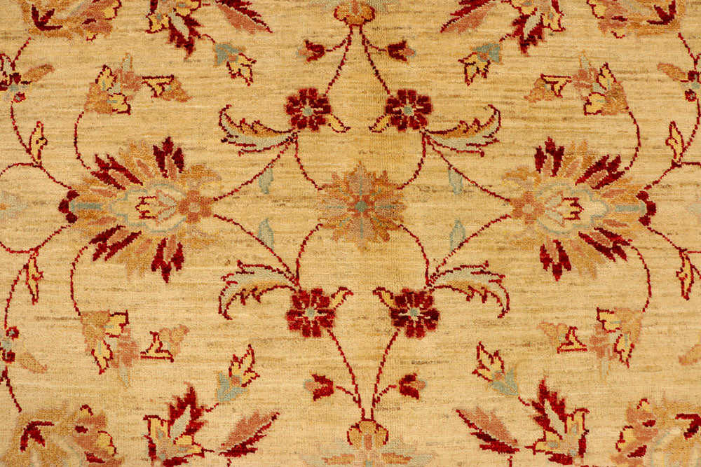 Navajo White Ziegler 5' 1 x 8' - No. 38034 - ALRUG Rug Store