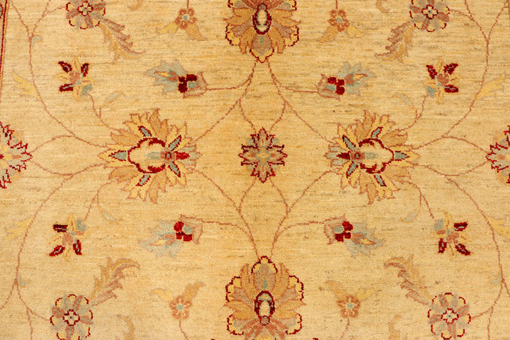 Navajo White Ziegler 5' 7 x 8' 4 - No. 38035 - ALRUG Rug Store