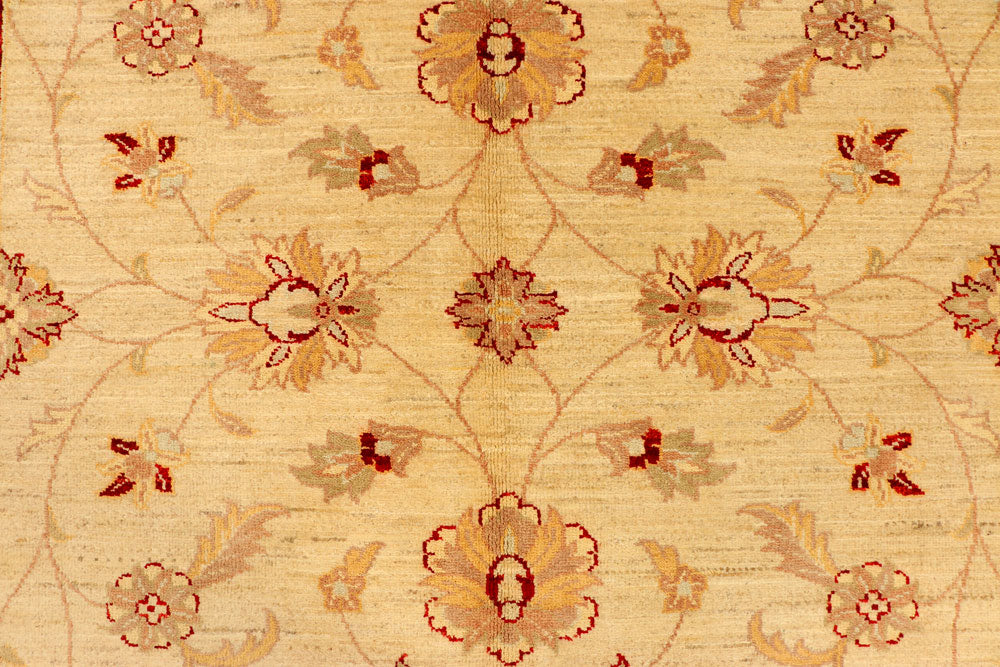 Navajo White Ziegler 5' 9 x 8' 4 - No. 38037 - ALRUG Rug Store