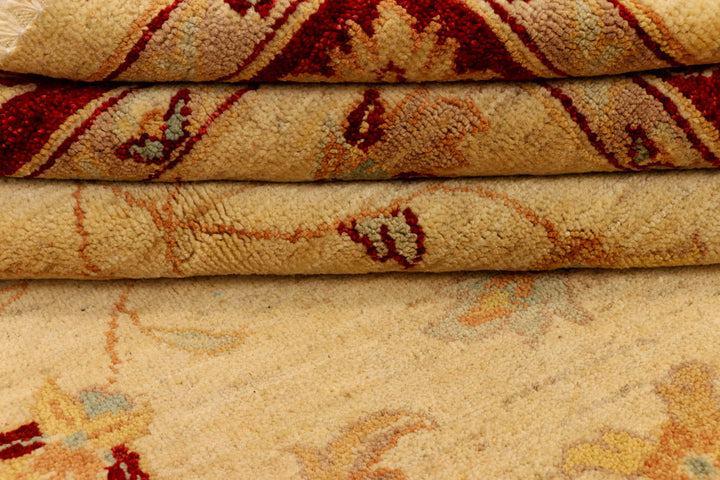 Navajo White Ziegler 5' 6 x 8' 2 - No. 38039 - ALRUG Rug Store