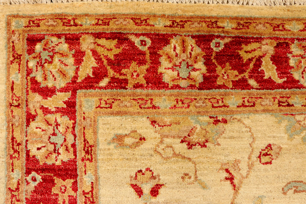 Navajo White Ziegler 4' 2 x 5' 11 - No. 38049 - ALRUG Rug Store