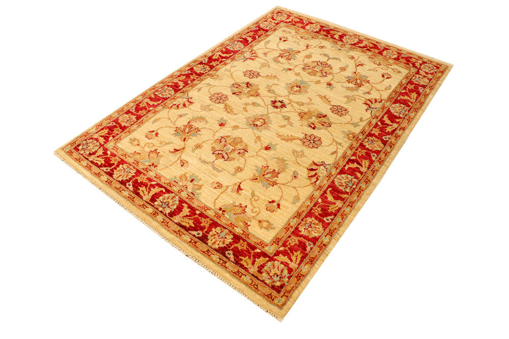 Navajo White Ziegler 4' 2 x 5' 11 - No. 38049 - ALRUG Rug Store