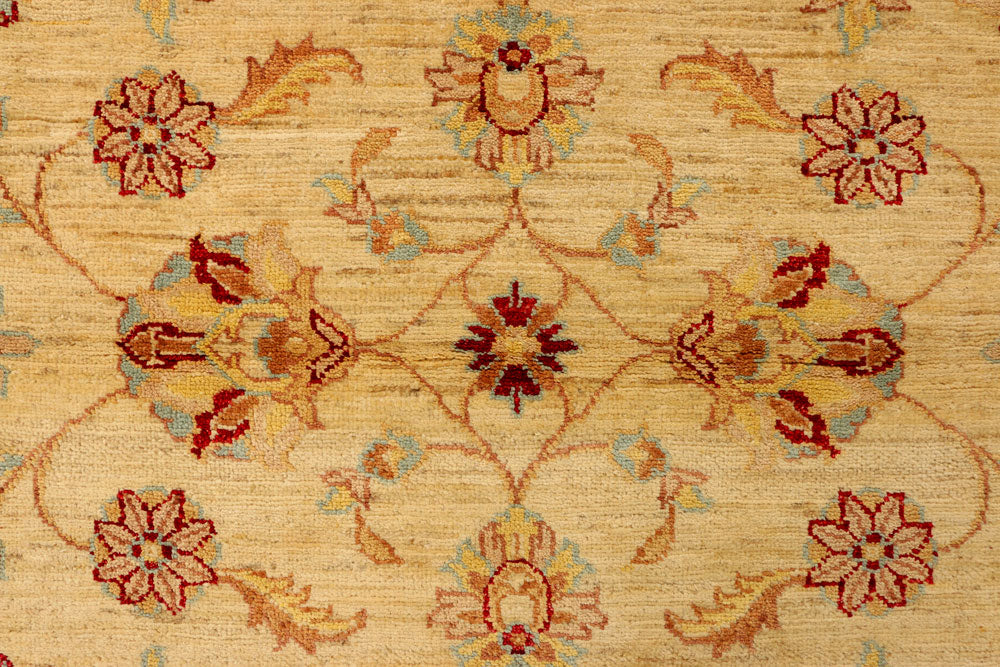 Navajo White Ziegler 4' x 6' - No. 38060 - ALRUG Rug Store