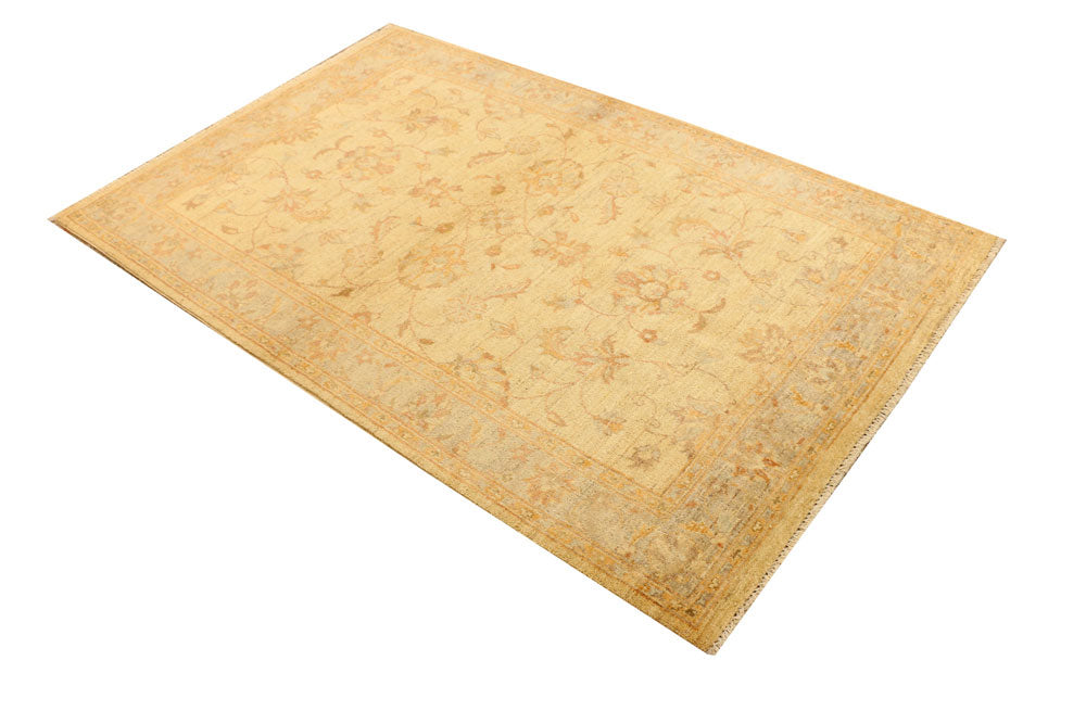 Navajo White Ziegler 4' 2 x 6' 5 - No. 38066 - ALRUG Rug Store