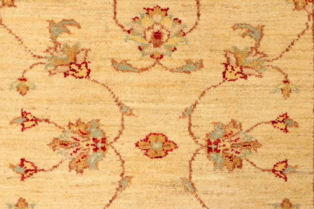 Navajo White Ziegler 2' 7 x 6' 9 - No. 38088 - ALRUG Rug Store