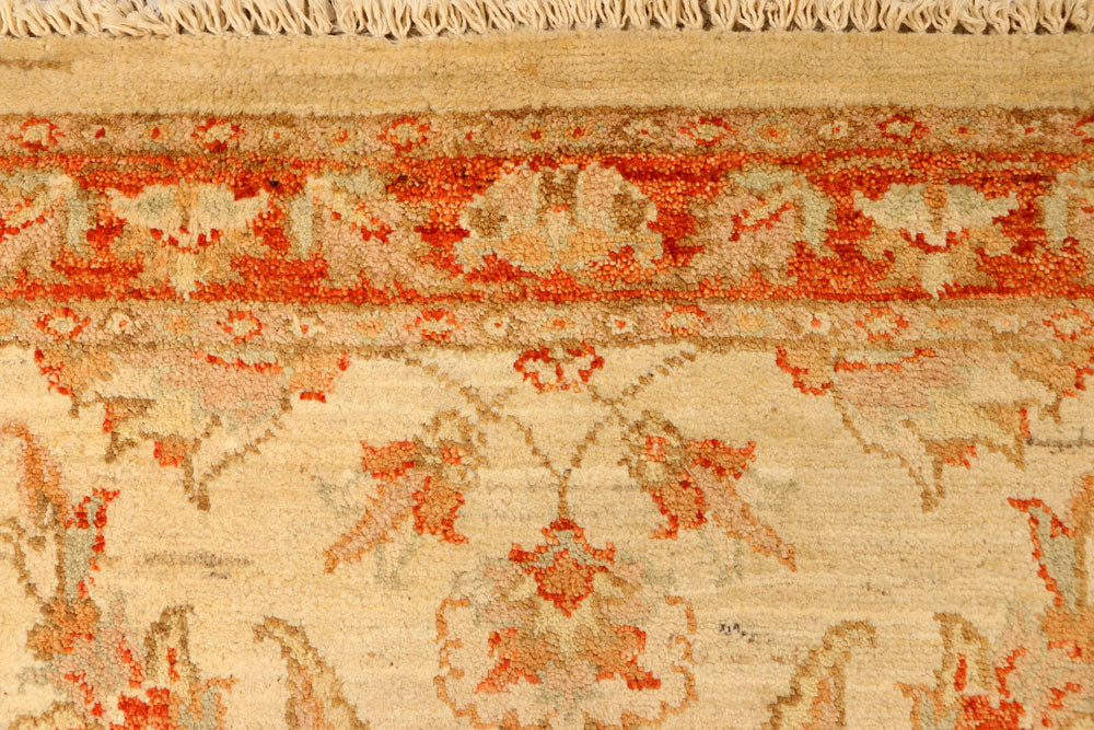 Navajo White Ziegler 2' 7 x 4' 4 - No. 38103 - ALRUG Rug Store