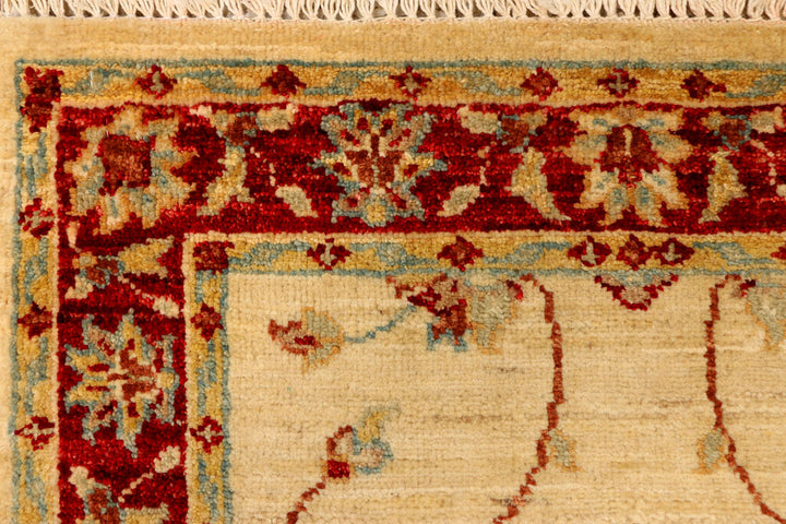 Navajo White Ziegler 2' 3 x 4' 5 - No. 38122 - ALRUG Rug Store