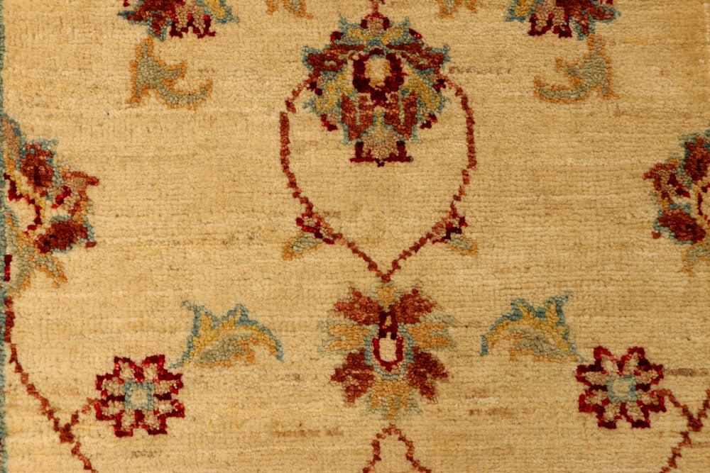 Navajo White Ziegler 2' 3 x 4' 5 - No. 38122 - ALRUG Rug Store