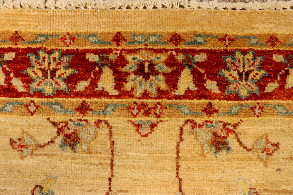 Navajo White Ziegler 2' 4 x 4' 9 - No. 38125 - ALRUG Rug Store