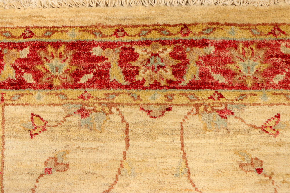 Navajo White Ziegler 2' 4 x 4' 10 - No. 38126 - ALRUG Rug Store