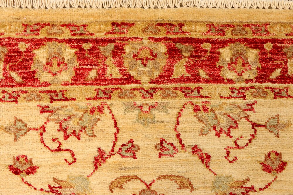 Navajo White Ziegler 2' 7 x 4' - No. 38128 - ALRUG Rug Store