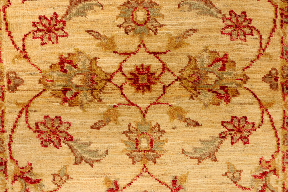 Navajo White Ziegler 2' 7 x 4' - No. 38128 - ALRUG Rug Store
