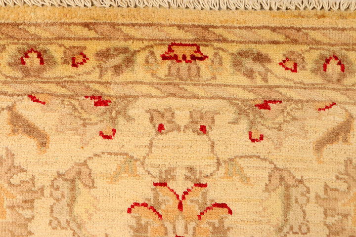Navajo White Ziegler 2' 4 x 4' 4 - No. 38130 - ALRUG Rug Store