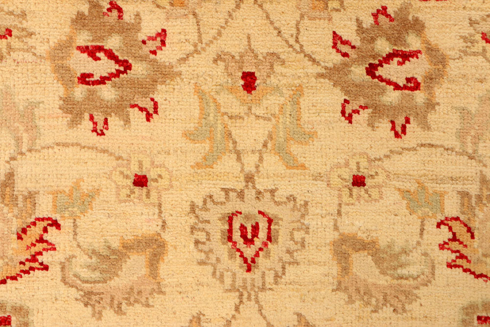 Navajo White Ziegler 2' 4 x 4' 4 - No. 38130 - ALRUG Rug Store