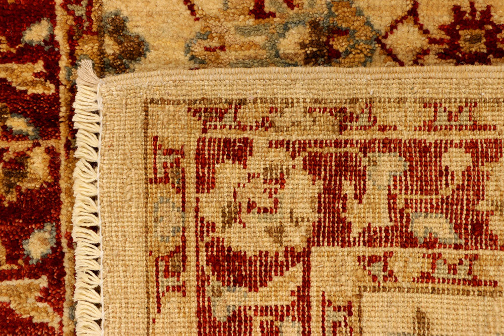 Navajo White Ziegler 2' 6 x 4' - No. 38133 - ALRUG Rug Store