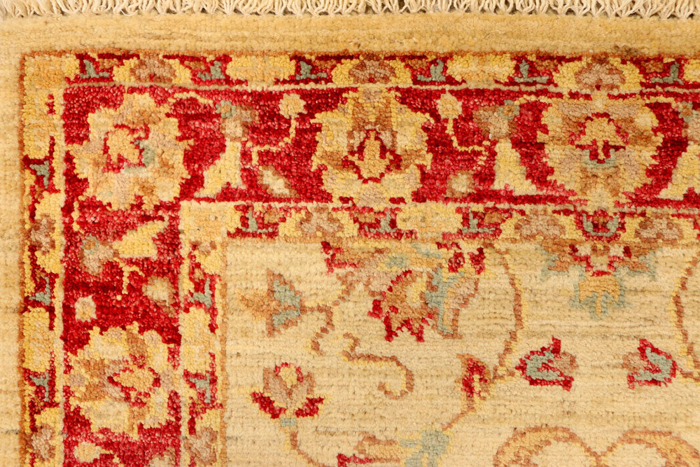 Navajo White Ziegler 2' 6 x 3' 11 - No. 38139 - ALRUG Rug Store