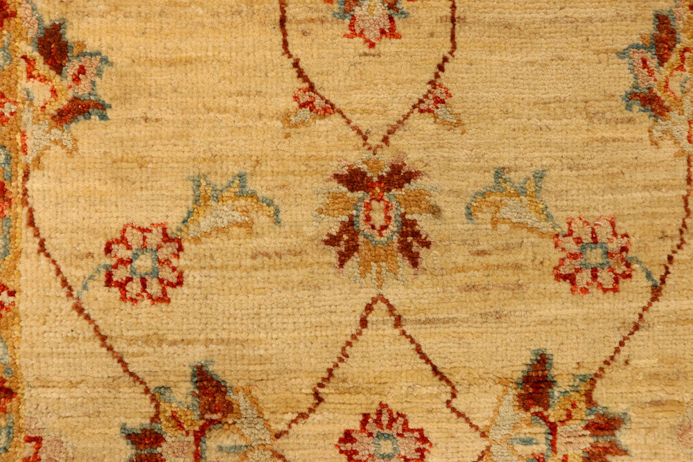 Navajo White Ziegler 2' 4 x 4' 7 - No. 38140 - ALRUG Rug Store