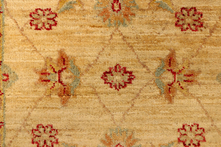 Navajo White Ziegler 2' 4 x 4' 8 - No. 38151 - ALRUG Rug Store