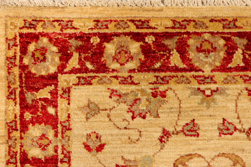 Navajo White Ziegler 2' 7 x 4' 1 - No. 38162 - ALRUG Rug Store