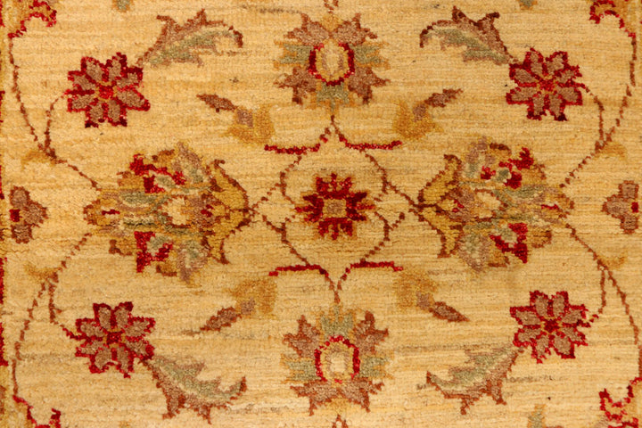 Navajo White Ziegler 2' 7 x 4' 1 - No. 38162 - ALRUG Rug Store