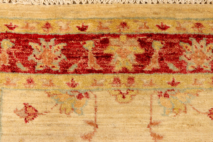 Navajo White Ziegler 2' 8 x 4' 7 - No. 38163 - ALRUG Rug Store