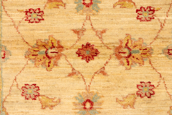 Navajo White Ziegler 2' 8 x 4' 7 - No. 38163 - ALRUG Rug Store