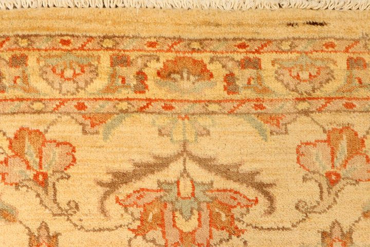 Navajo White Ziegler 2' 3 x 4' 5 - No. 38167 - ALRUG Rug Store