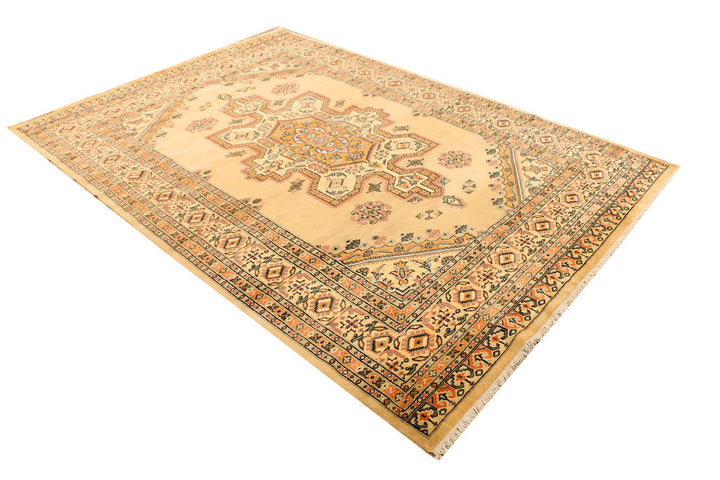 Navajo White Caucasian 6' 1 x 8' 8 - No. 38172 - ALRUG Rug Store