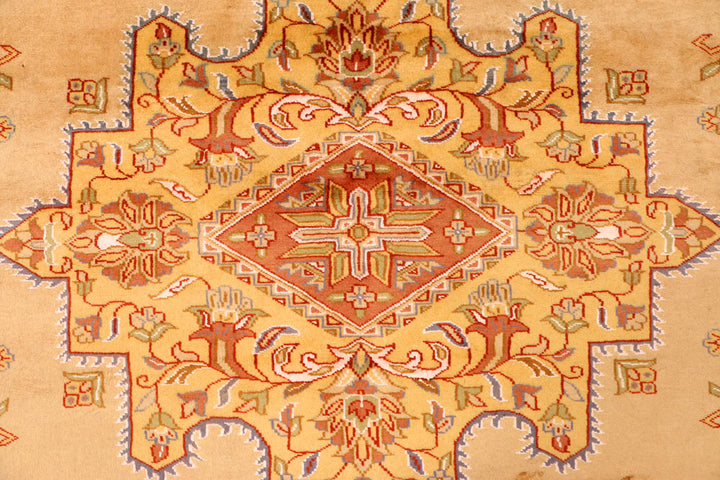 Burlywood Caucasian 7' 1 x 9' 3 - No. 38173 - ALRUG Rug Store