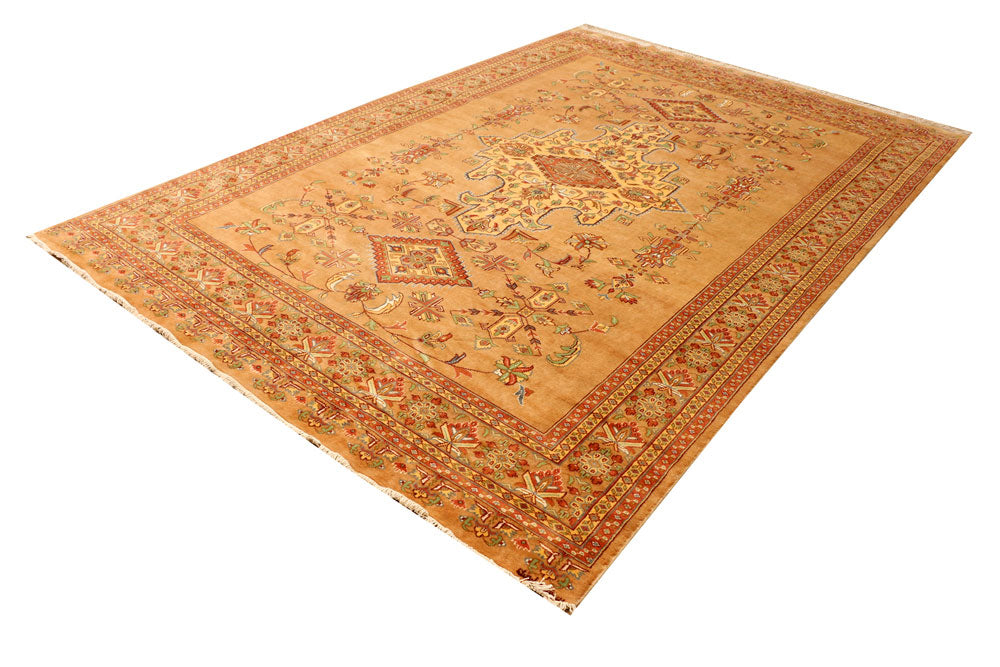 Burlywood Caucasian 6' 11 x 10' 4 - No. 38174 - ALRUG Rug Store
