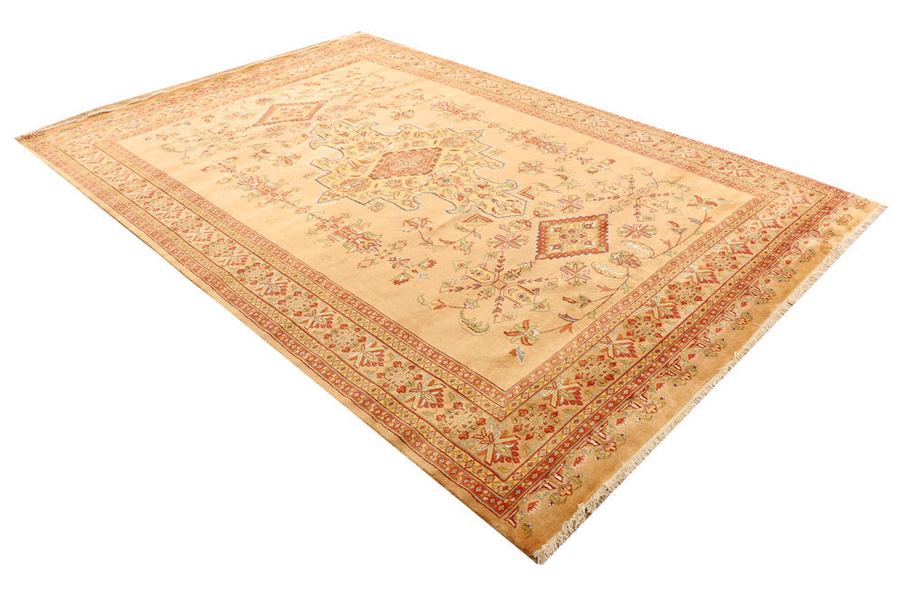 Burlywood Caucasian 6' 11 x 10' 4 - No. 38174 - ALRUG Rug Store