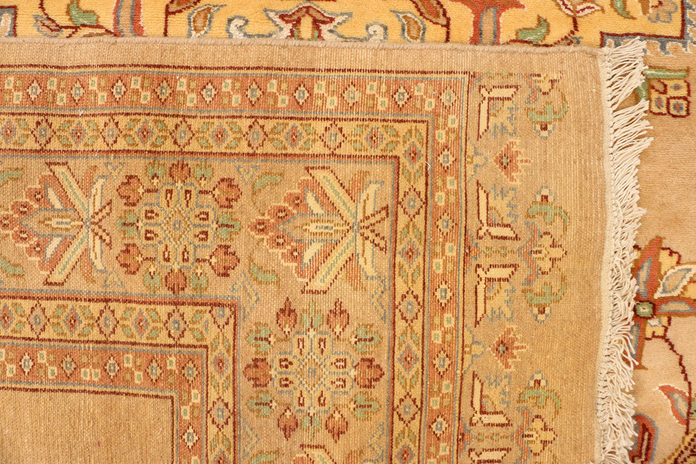 Burlywood Caucasian 6' 11 x 10' 4 - No. 38174 - ALRUG Rug Store