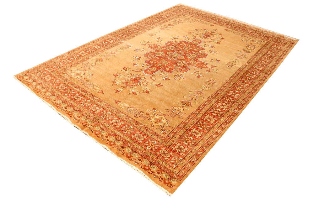 Burlywood Caucasian 6' 2 x 9' - No. 38180 - ALRUG Rug Store