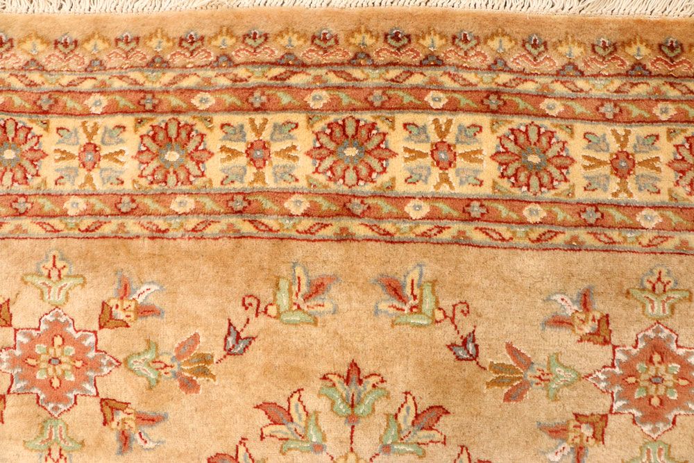 Caucasian 4' 9 x 6' 6 - No. 38188 - ALRUG Rug Store