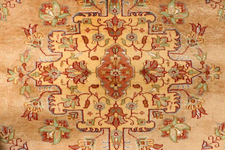 Caucasian 4' 9 x 6' 6 - No. 38188 - ALRUG Rug Store