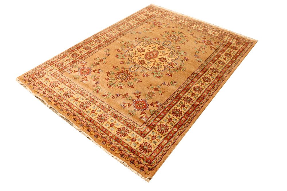 Caucasian 4' 9 x 6' 6 - No. 38188 - ALRUG Rug Store