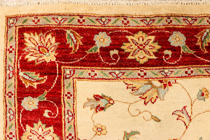 Navajo White Ziegler 5' 7 x 8' - No. 38224 - ALRUG Rug Store