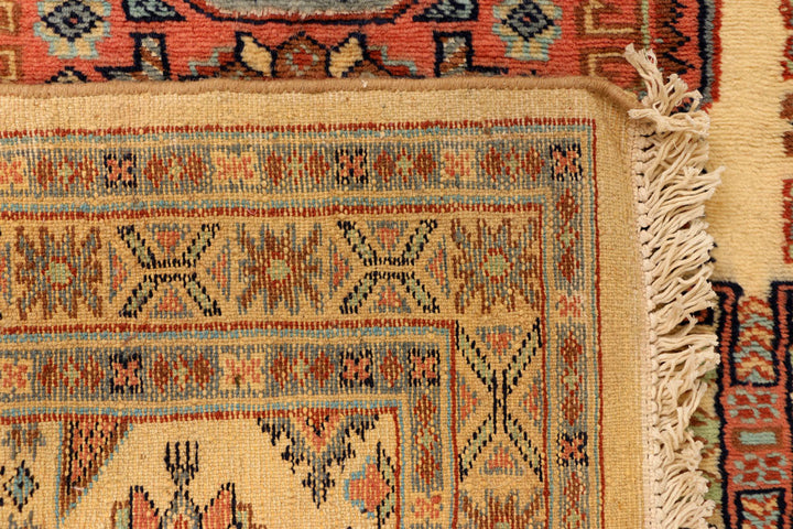 Navajo White Caucasian 3' 2 x 5' - No. 38227 - ALRUG Rug Store