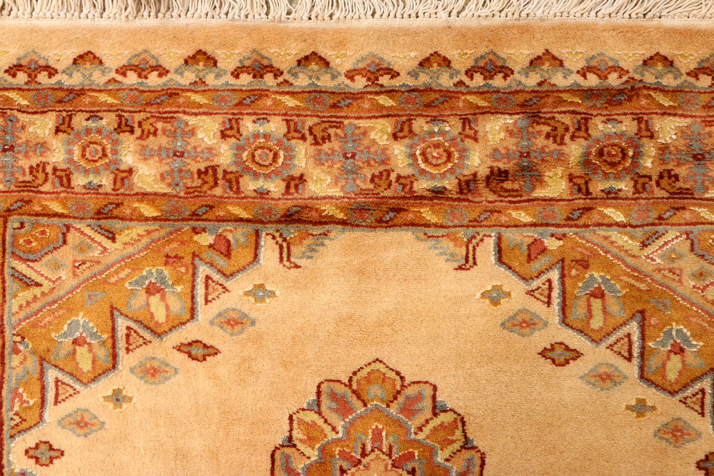 Navajo White Caucasian 3' 1 x 4' 11 - No. 38228 - ALRUG Rug Store