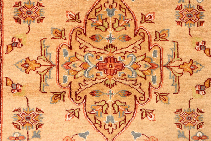 Burlywood Caucasian 3' 1 x 5' 1 - No. 38233 - ALRUG Rug Store