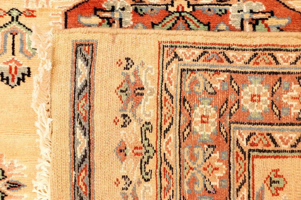 Navajo White Caucasian 2' 7 x 4' 2 - No. 38244 - ALRUG Rug Store