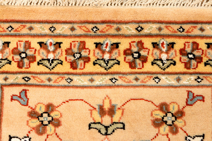 Burlywood Caucasian 2' 7 x 4' - No. 38248 - ALRUG Rug Store