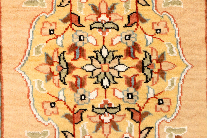 Burlywood Caucasian 2' 7 x 4' - No. 38248 - ALRUG Rug Store