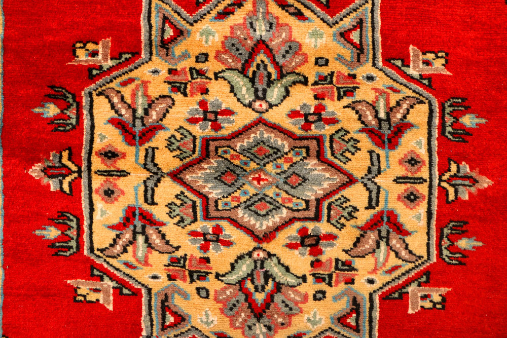 Red Caucasian 2' 7 x 4' - No. 38255 - ALRUG Rug Store