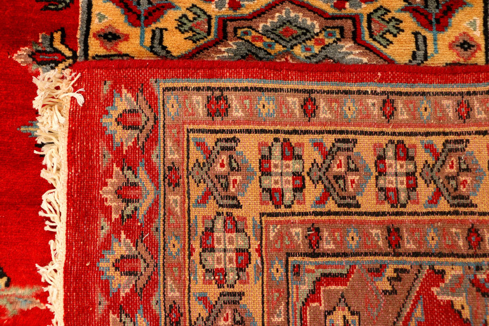 Red Caucasian 2' 7 x 4' - No. 38255 - ALRUG Rug Store